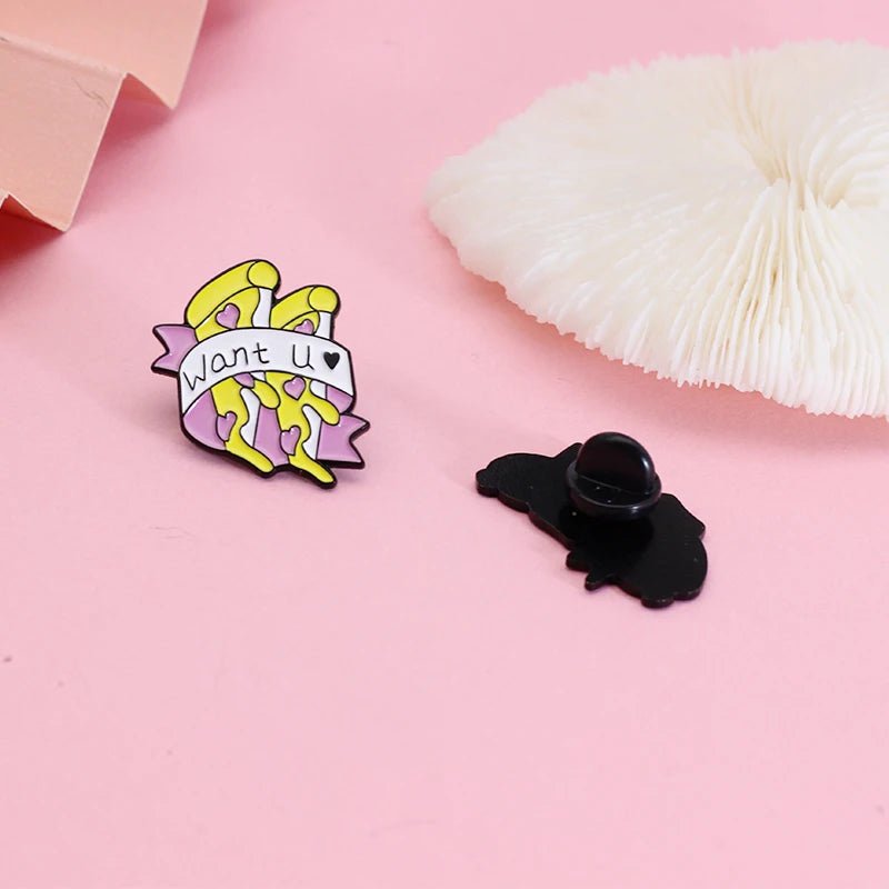 Want You pizza pin